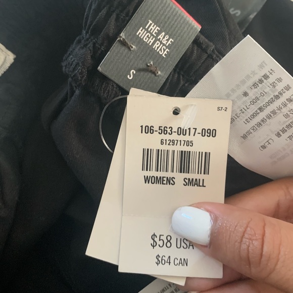 A&F Pants - Picture 6 of 6